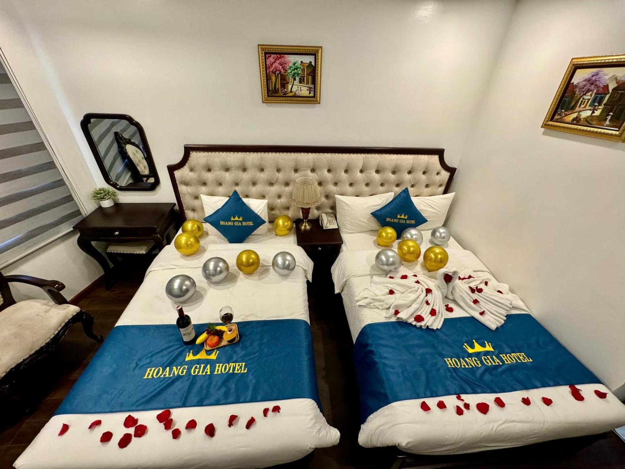 Hoang Gia Hotel Nhan Hoa Ханой Екстер'єр фото