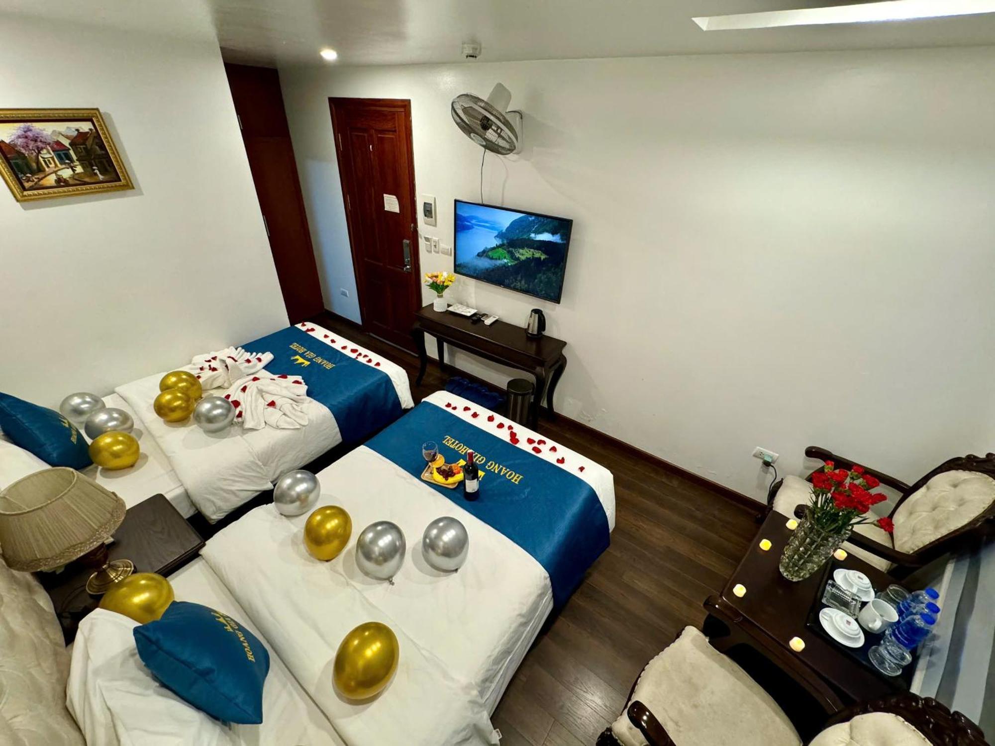 Hoang Gia Hotel Nhan Hoa Ханой Екстер'єр фото