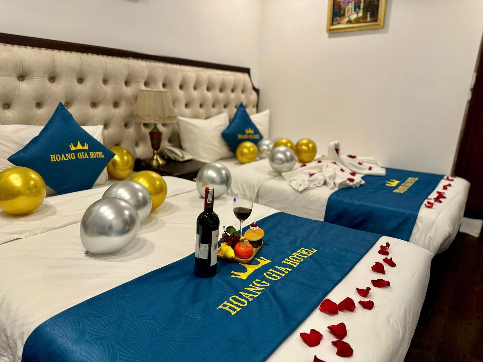 Hoang Gia Hotel Nhan Hoa Ханой Екстер'єр фото