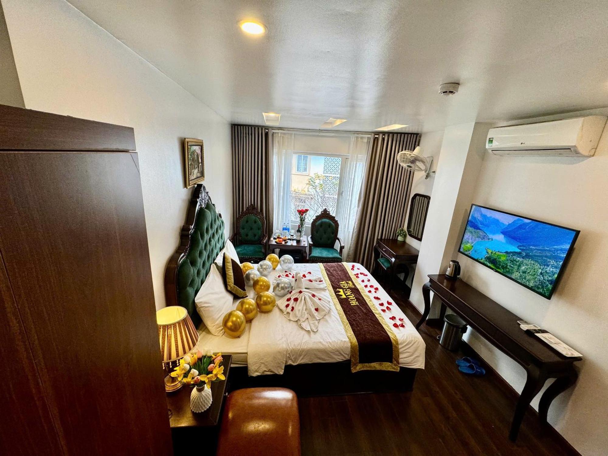 Hoang Gia Hotel Nhan Hoa Ханой Екстер'єр фото